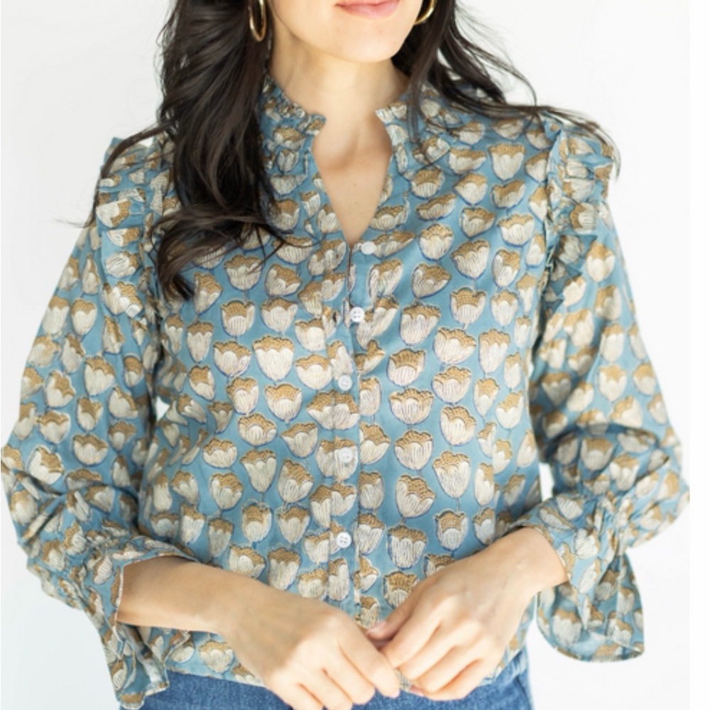 Victoria Dunn Blue and Cream Patterned Blouse